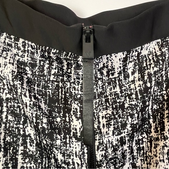 2/$30 Vince Camuto Asymmetrical Colorblock Skirt – Black/White – Size XL – GUC - Picture 4 of 8